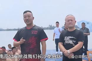 梅西职业生涯216场比赛进球2+，其中6次单场进4球&2次单场进5球